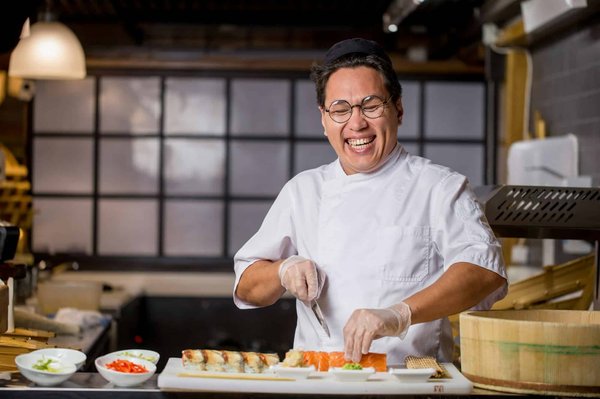 Wie kann man eine Plattform für den Austausch von pädagogischen Ressourcen zwischen Lehrern schaffen?